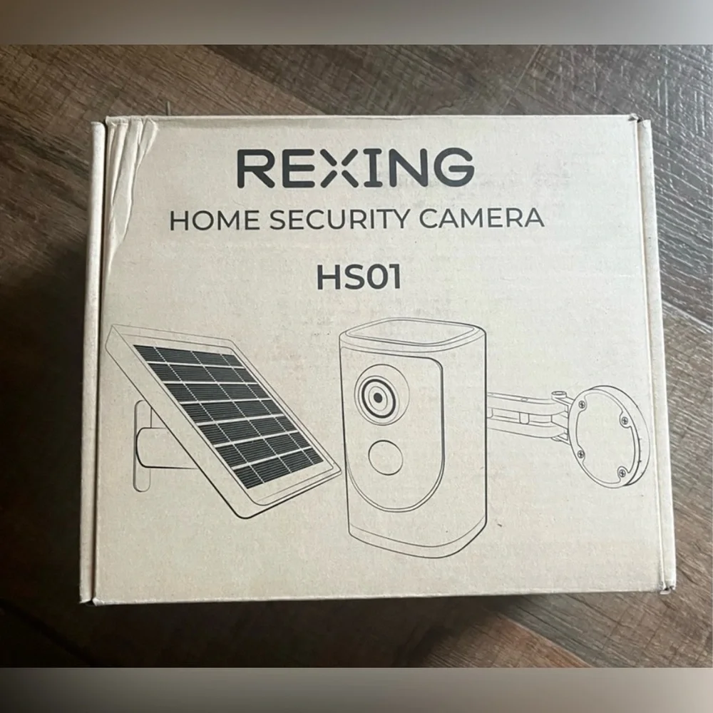 Rexing HS01 Smart Home security camera with solar panel. New with tags.